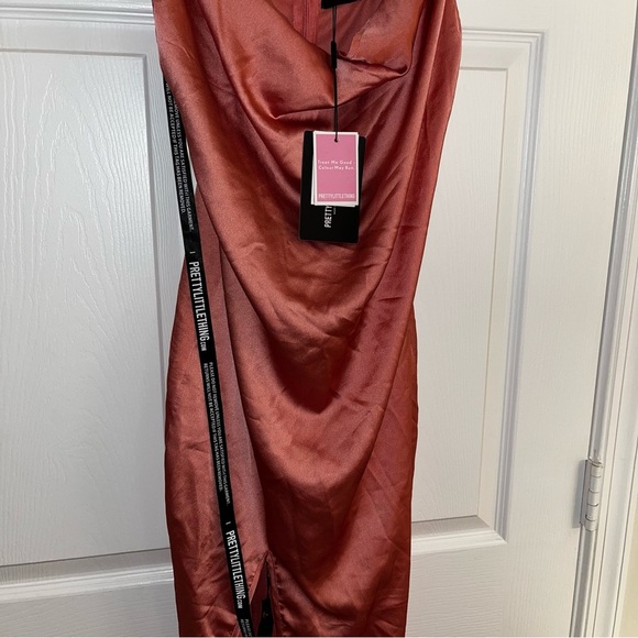 Pretty Little Things pink rose colored satin dress with slit size 6 - Picture 5 of 6